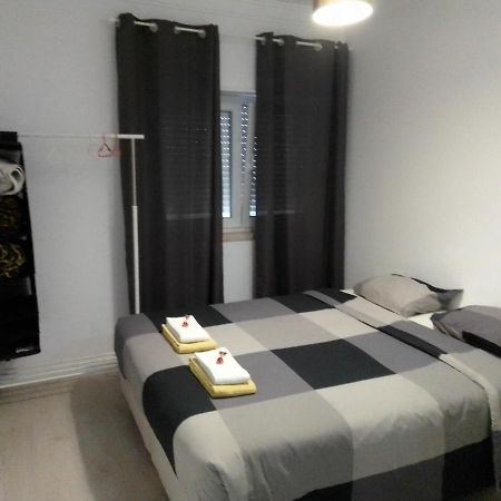 Guesthouse Marialva Park Corroios Kültér fotó