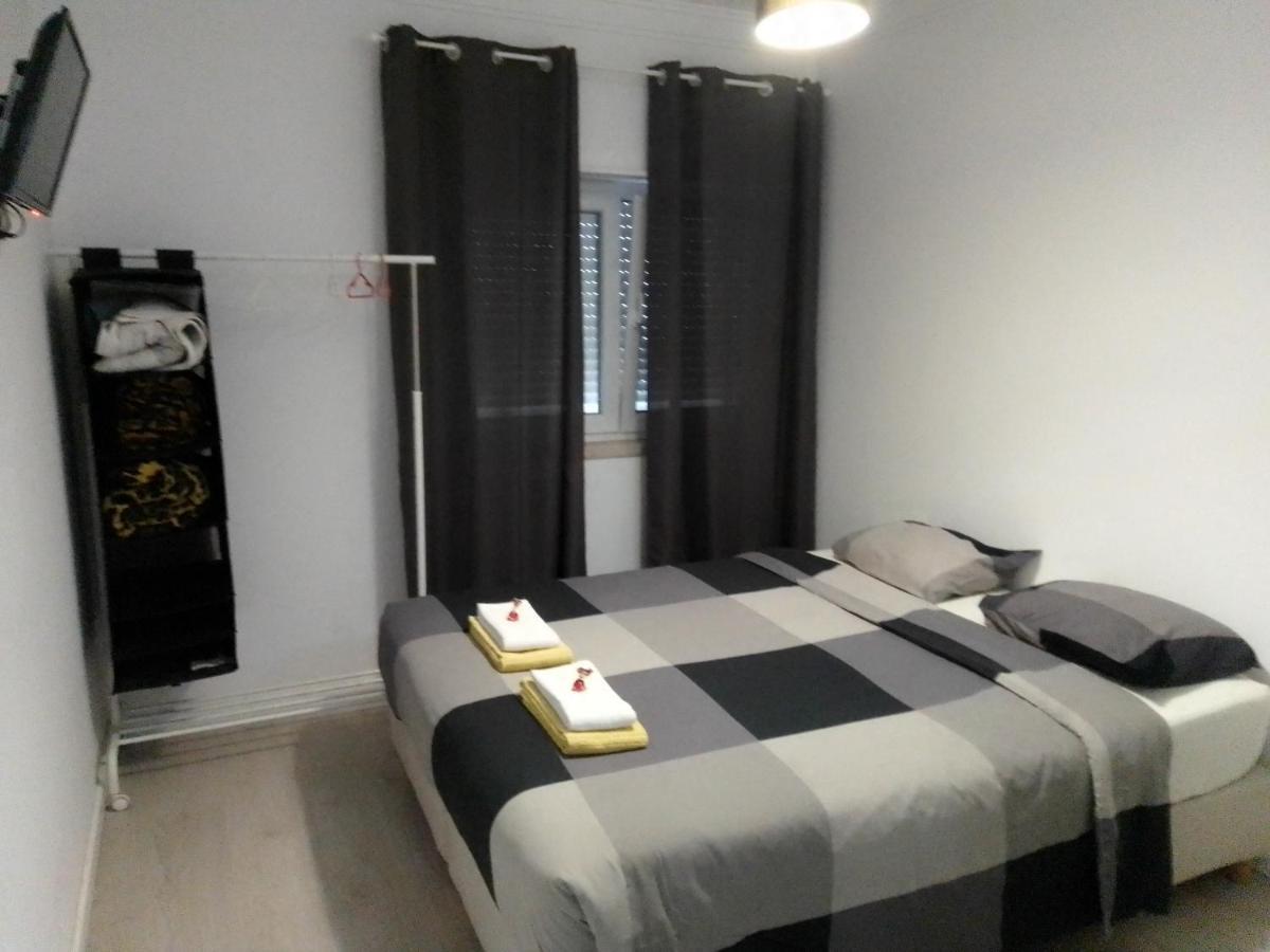Guesthouse Marialva Park Corroios Kültér fotó