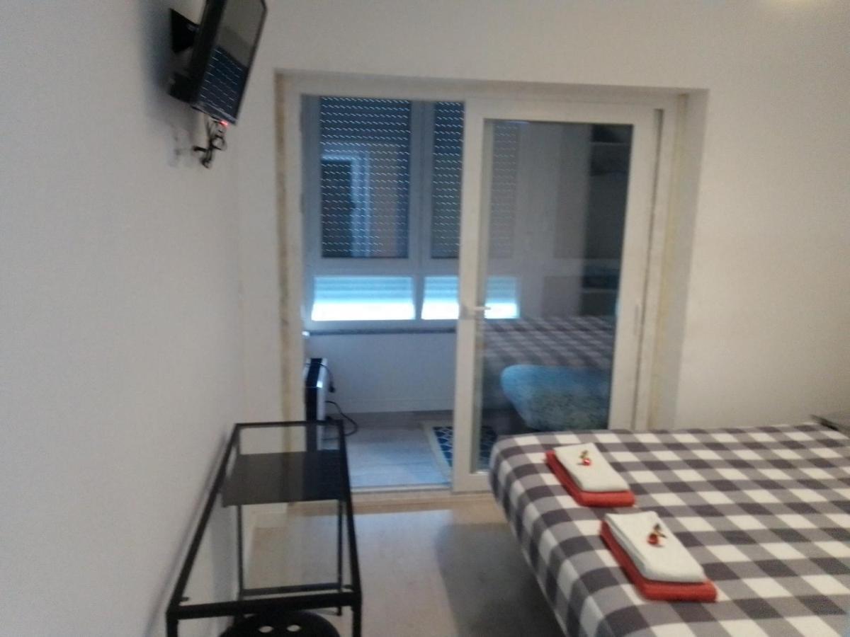 Guesthouse Marialva Park Corroios Kültér fotó